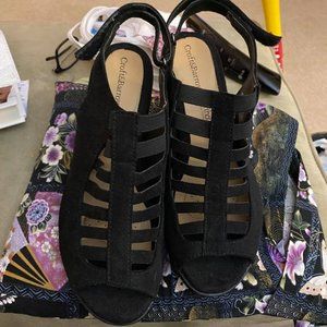 Women's shoes (Size 8M)